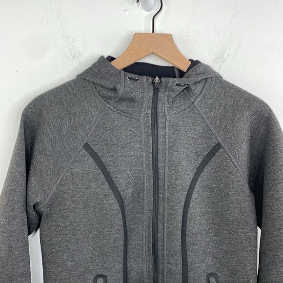 Athleta Fuse Hooded Scuba Gray Thumbhole
Zipper Pocket Zip Up Jacket Sz Small - Picture 3 of 13